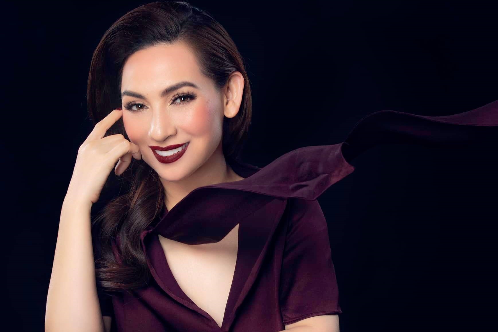 ca si Phi Nhung qua doi anh 2