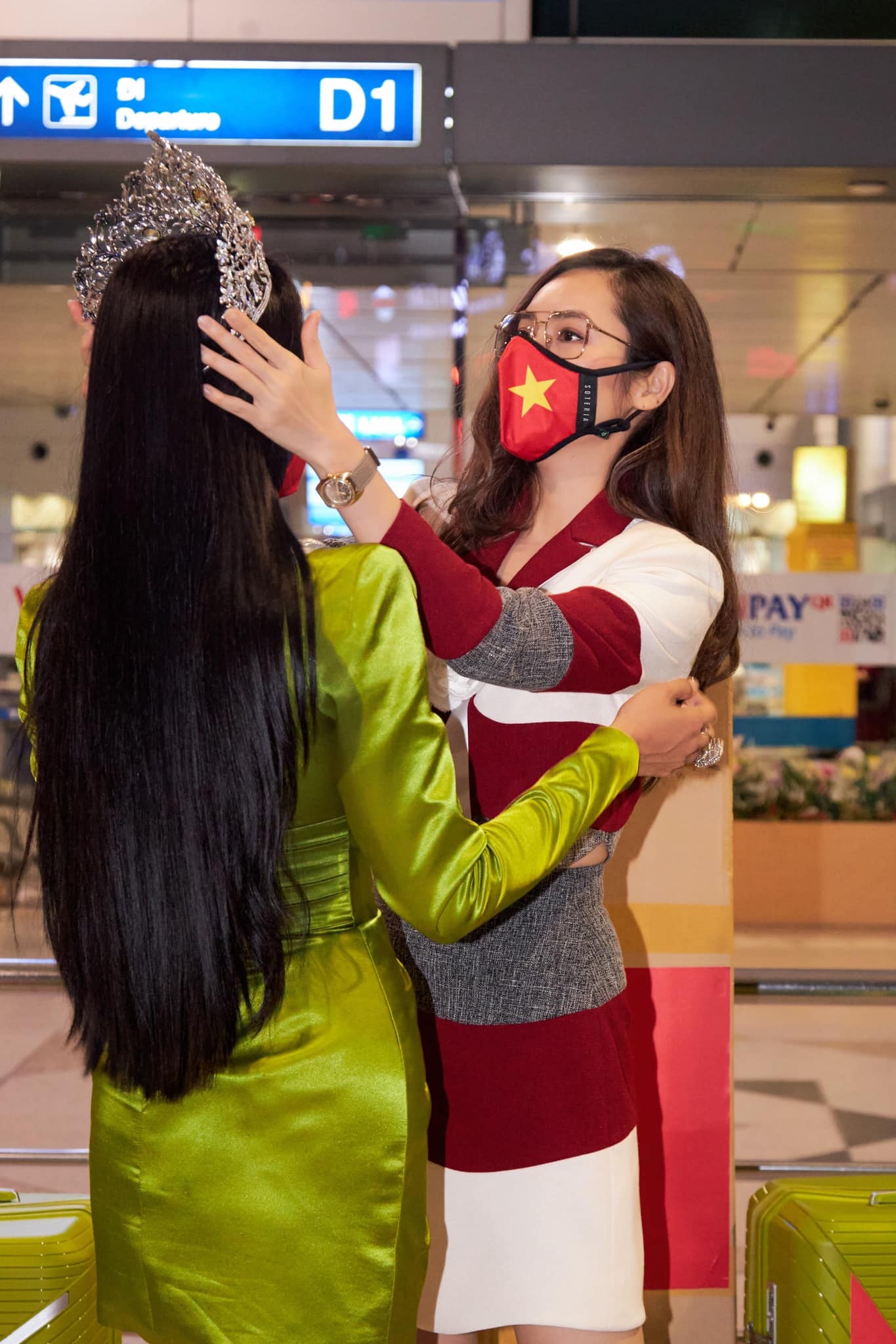 a hau hoang my va kim duyen anh 1