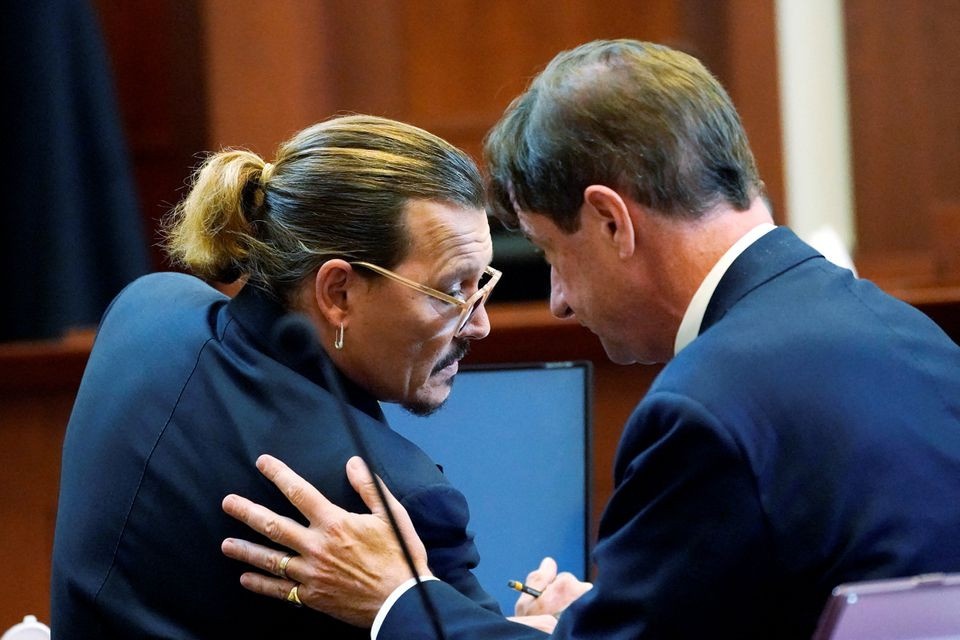 Amber Heard va Johnny Depp anh 3