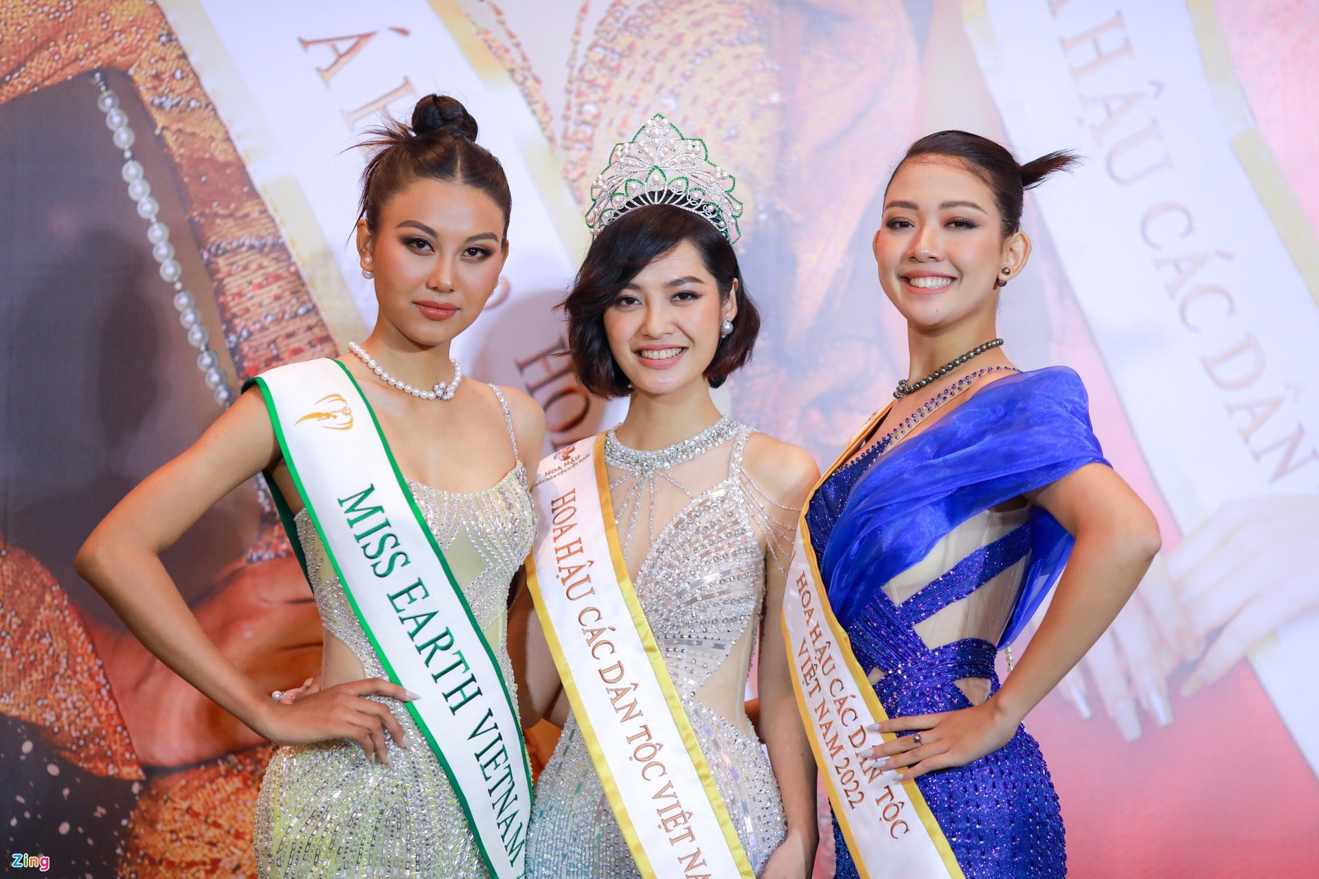 xu ly cac cuoc thi hoa hau anh 1
