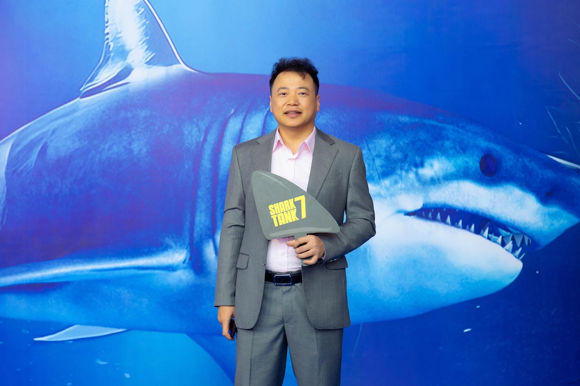 phuong oanh,  shark binh,  hon nhan shark binh,  nguyen hoa binh,  dien vien phuong oanh anh 2