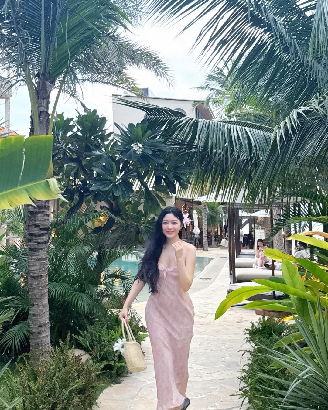 Lo Lem,  con gai quyen linh,  dien vien quyen linh anh 8