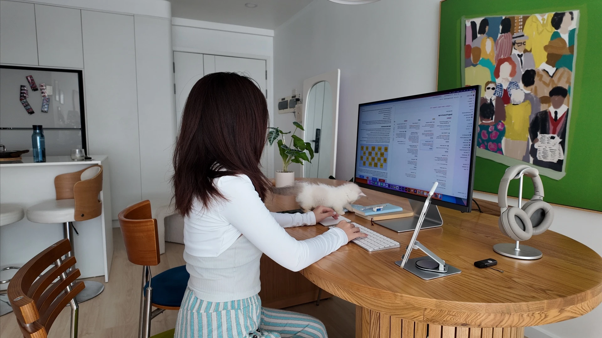 nghi viec vi kiet suc, lam viec tu xa, thiet ke UI UX, gen Z nghi viec, suc khoe tinh than, lam remote, luong 3000 usd, ap luc cong viec, thieu ngu keo dai, can bang cuoc song, trai nghiem nguoi dung, chuyen nghe lap trinh, tu hoc thiet ke, freelance UI UX, met moi cong viec, thiet ke tu xa, startup cong nghe, designer engineer, nghi viec co nen, gioi tre burnout anh 1