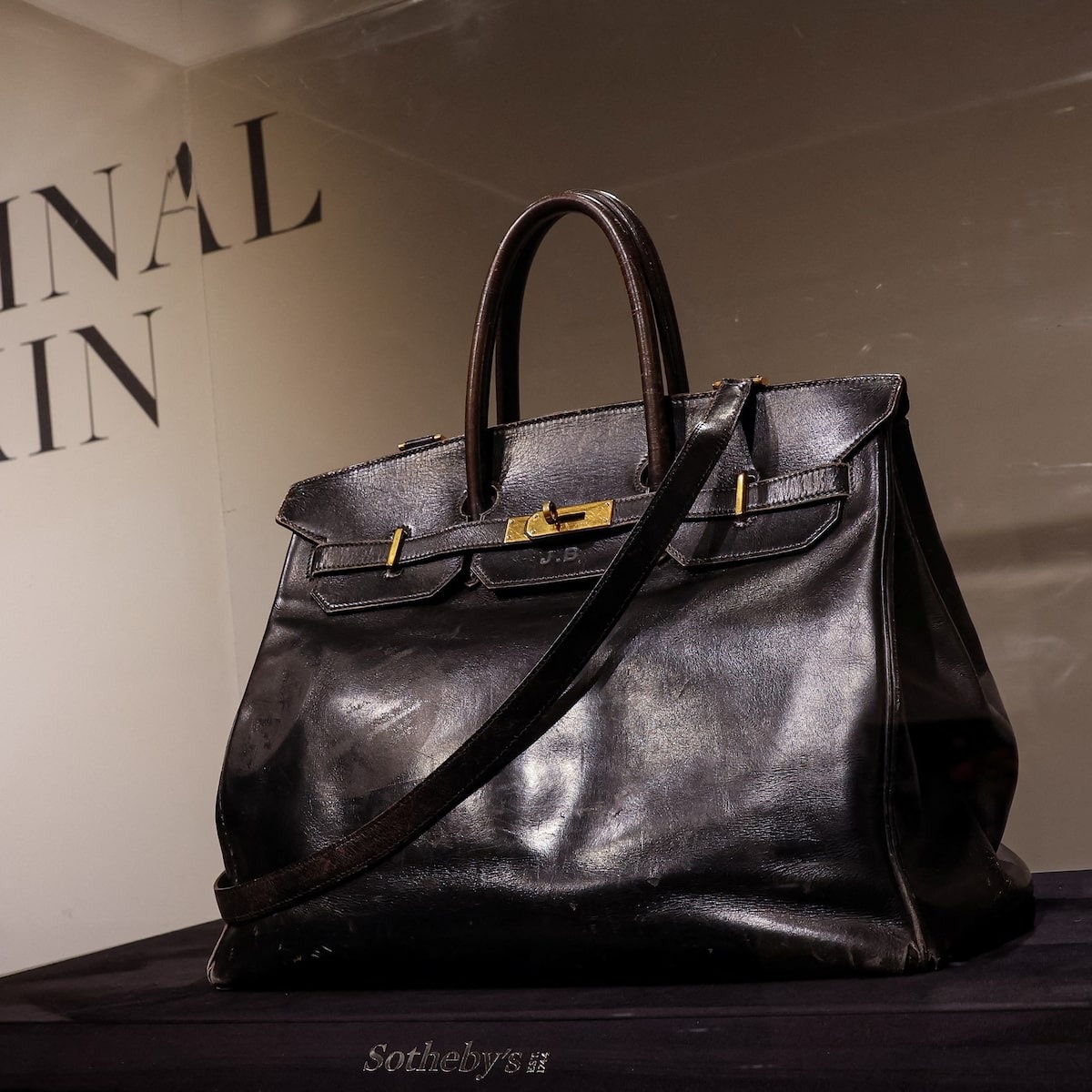 Kỷ lục túi xách Hermès Birkin đắt nhất lịch sử 3 Hermes Birkin, Hermes Birkin dat nhat, Birkin 10 trieu USD, dau gia Hermes Birkin, tui Hermes Birkin, Jane Birkin anh 1