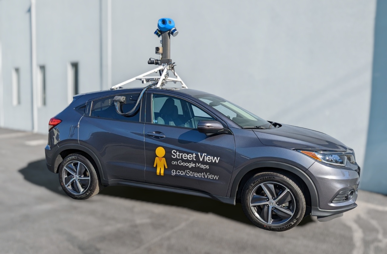 Google_street_car.jpg