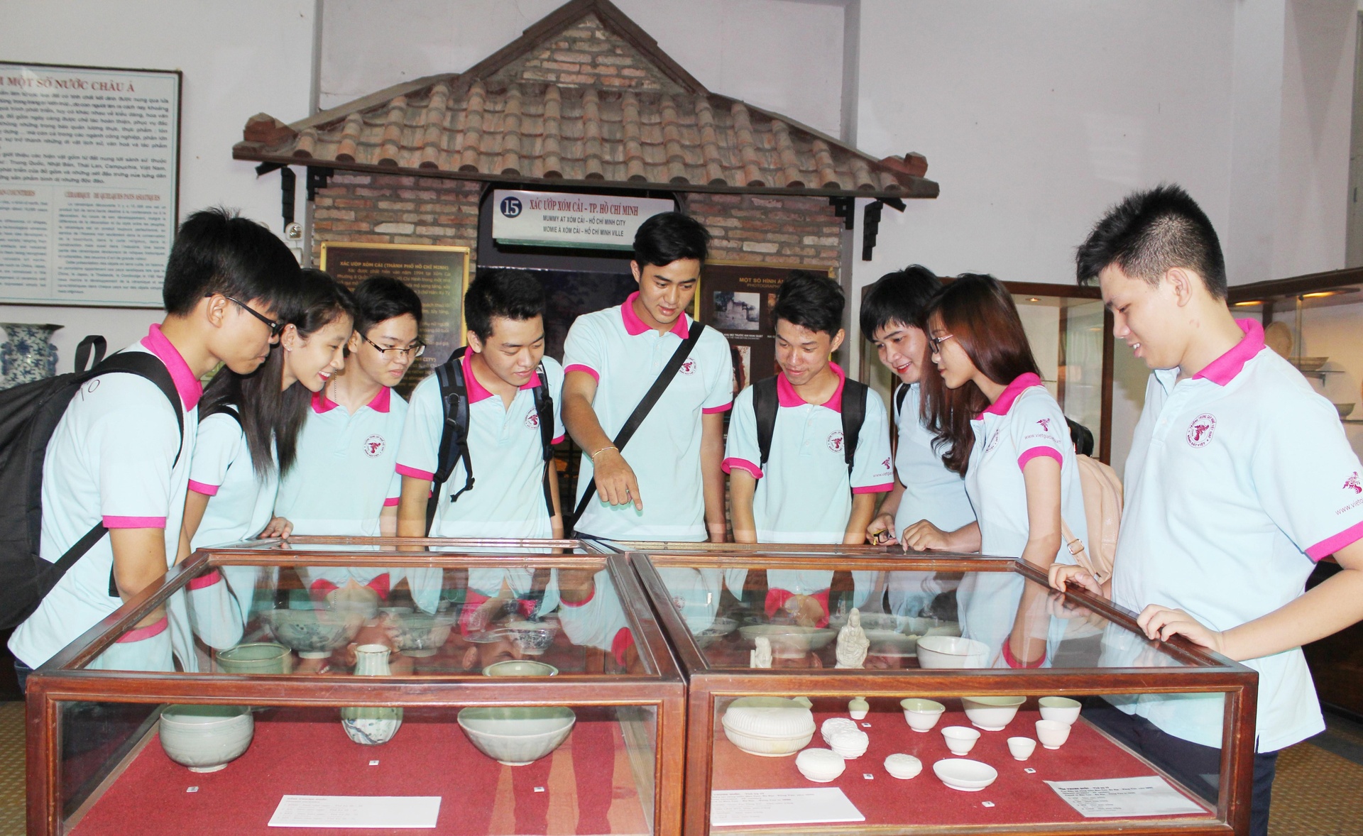 Trung cap Viet Giao anh 2