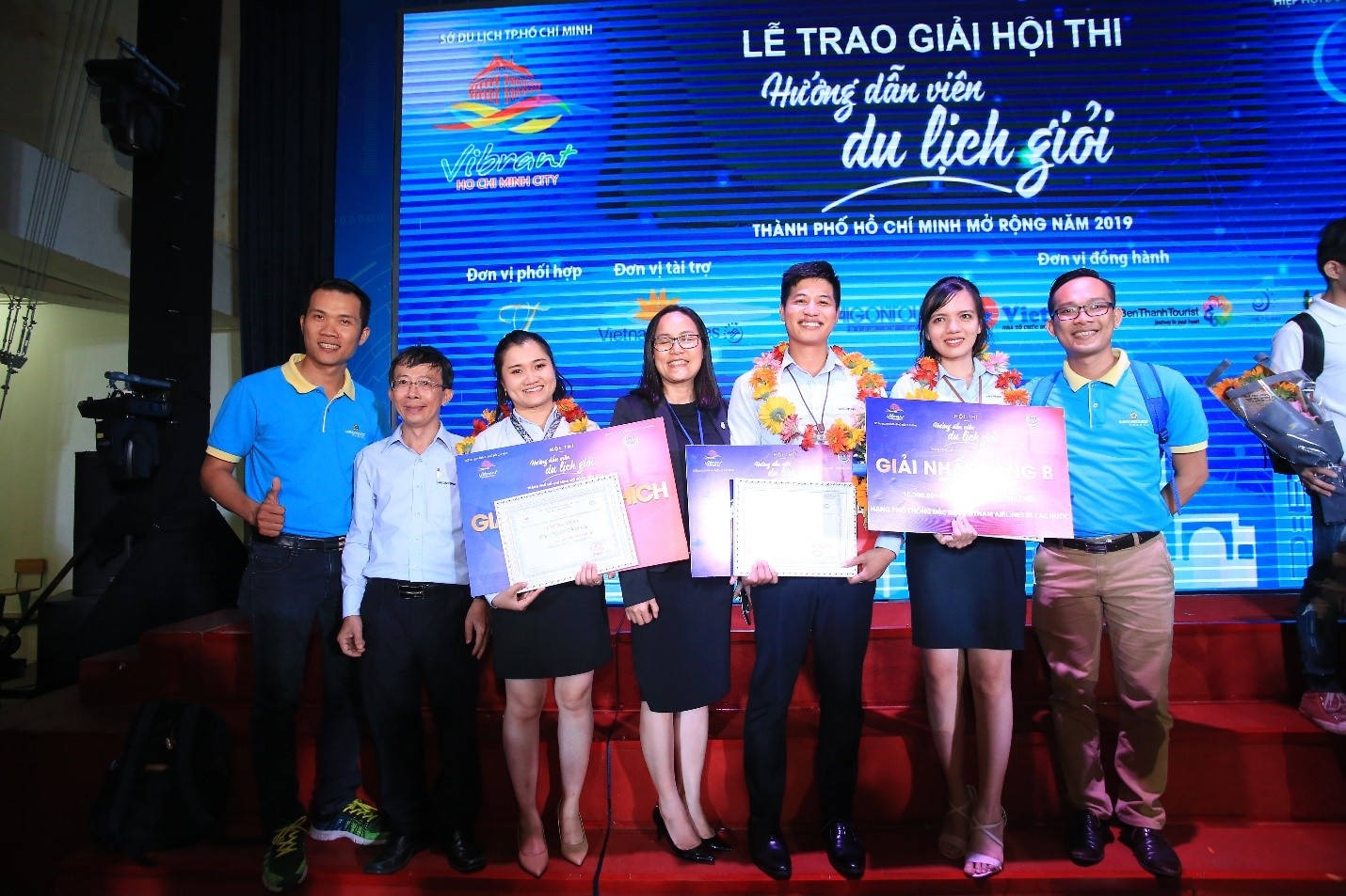 Lu hanh Saigontourist anh 1
