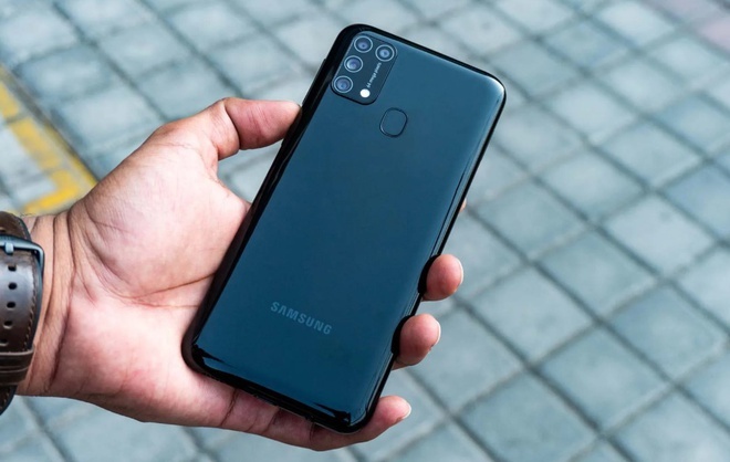 Samsung Galaxy M31 pin 6.000 mAh anh 1
