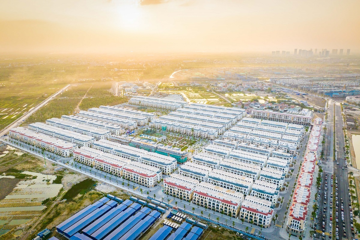 Vinhomes,  phia dong Ha Noi anh 2