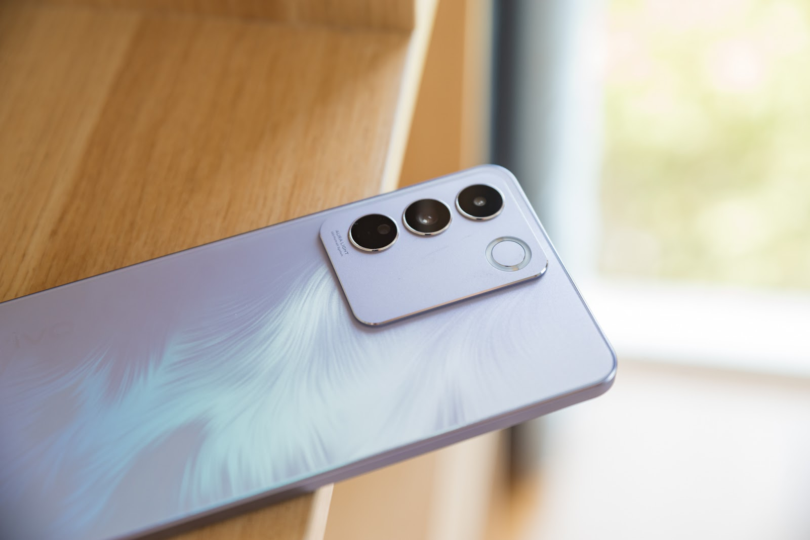 vivo V27e,  smartphone anh 1