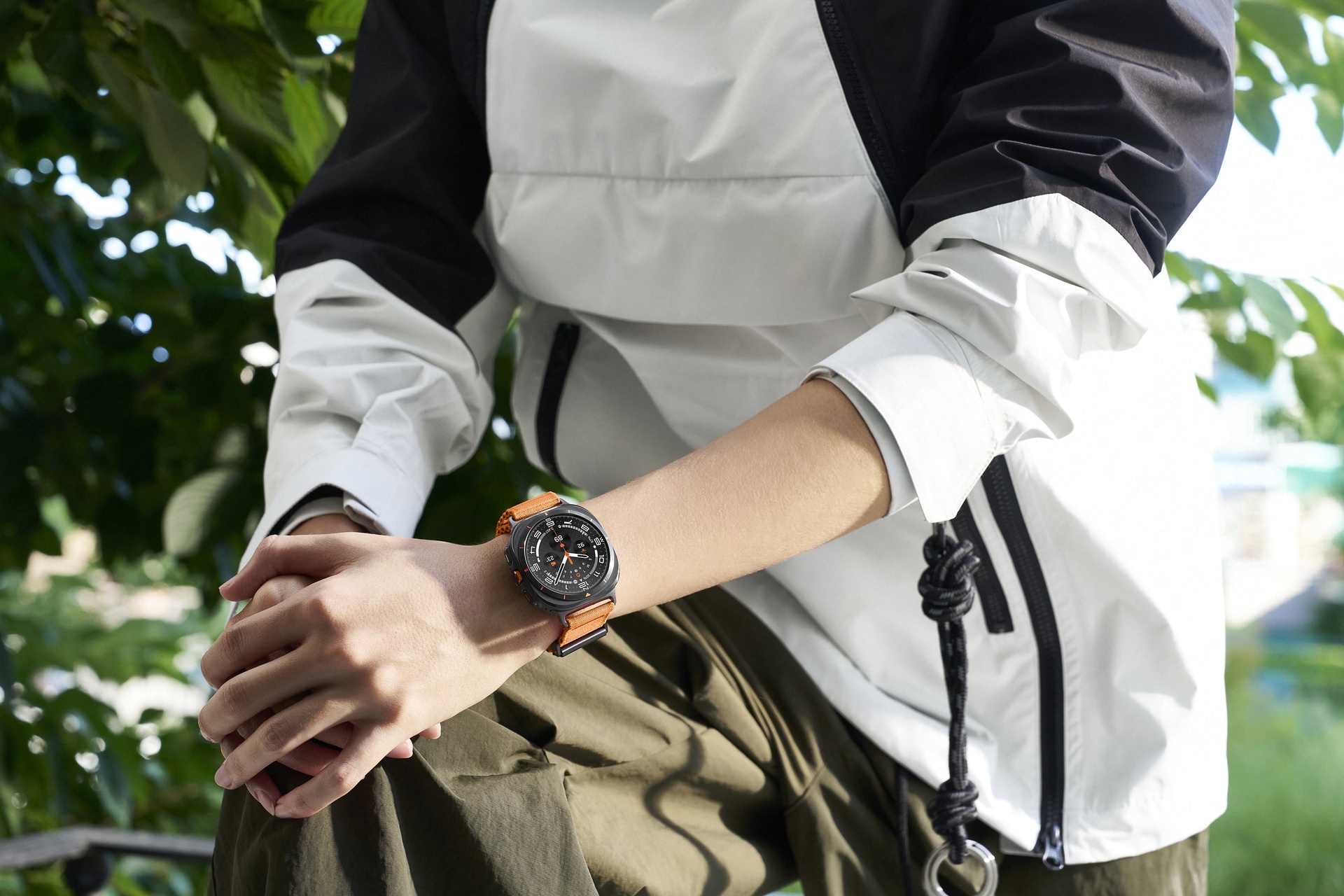 Galaxy Watch Ultra,  Galaxy Watch7 anh 1