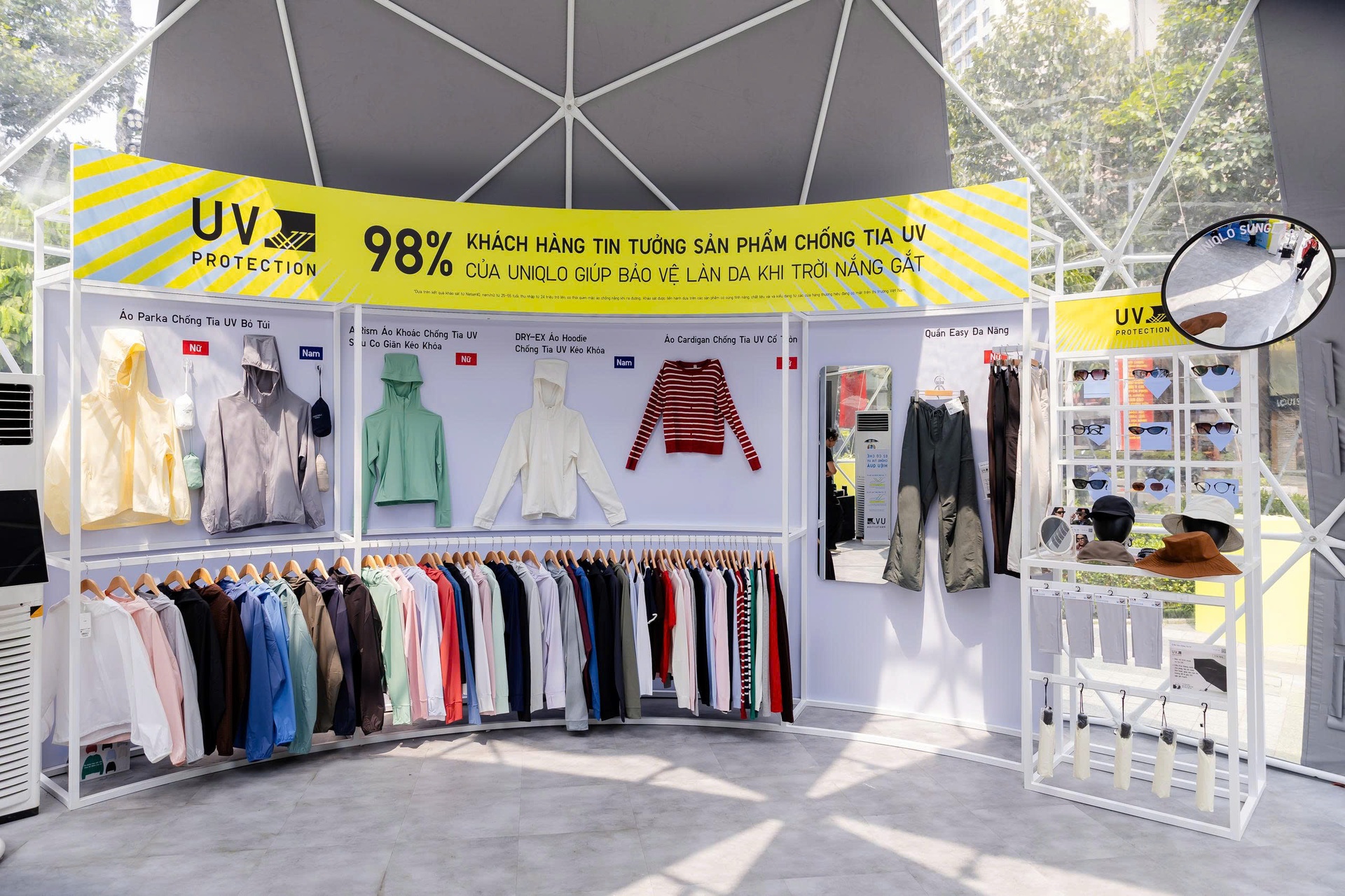 Uniqlo ảnh 2 Uniqlo anh 2