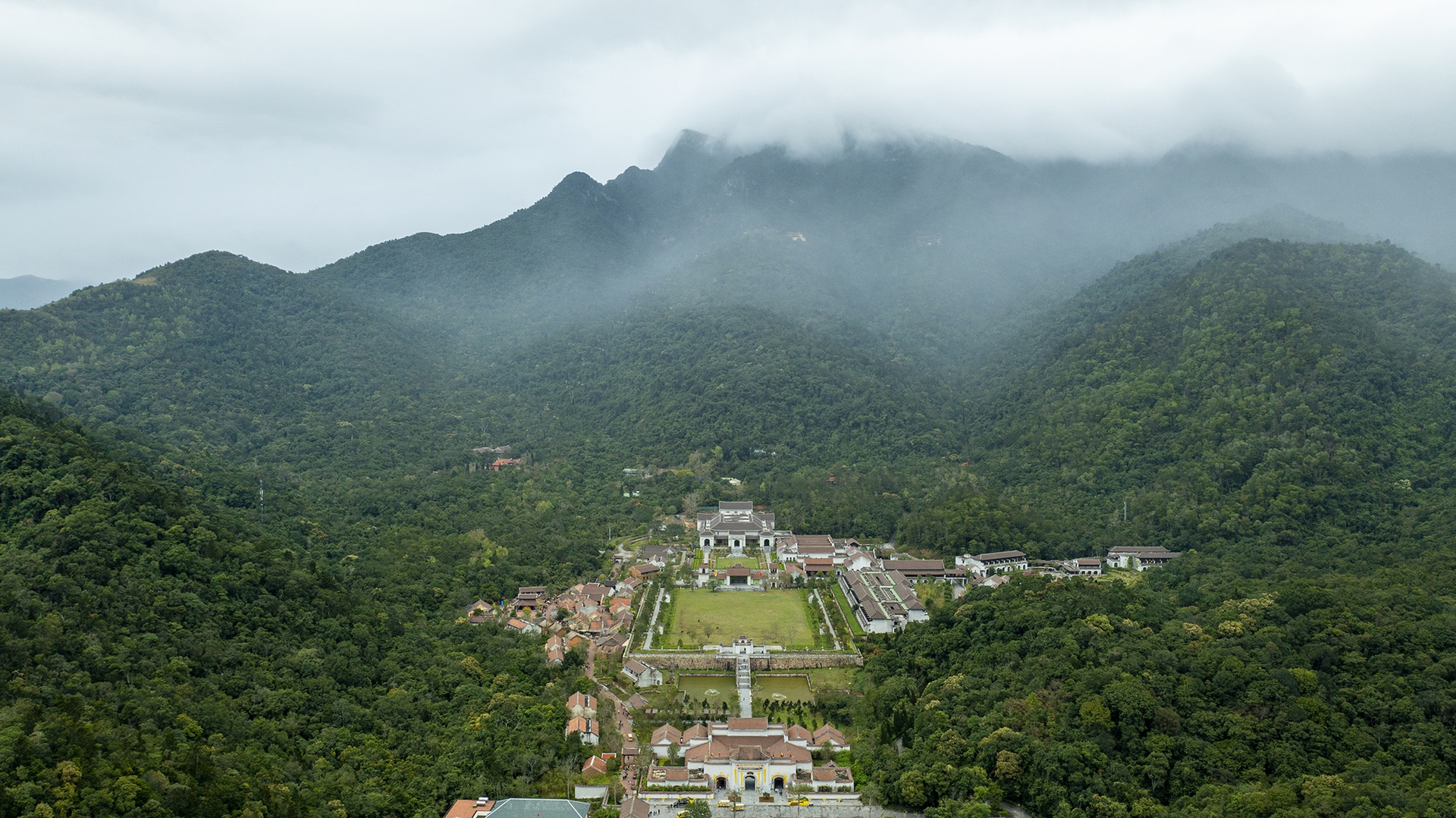 Yen Tu,  Quang Ninh,  le hoi,  le khai hoi anh 1