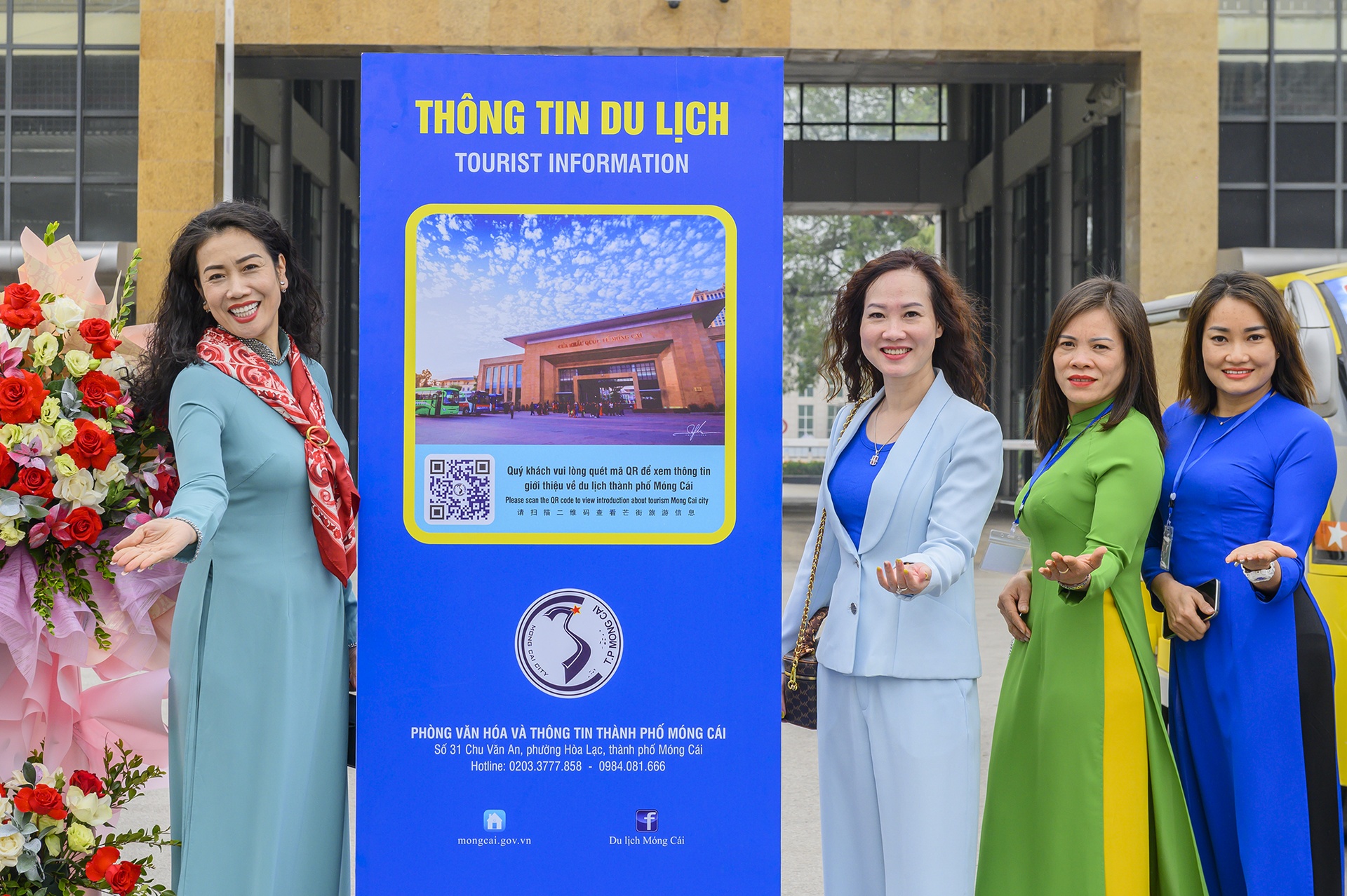 Quang Ninh,  du lich,  du khach,  khach du lich,  du lich cua khau anh 1