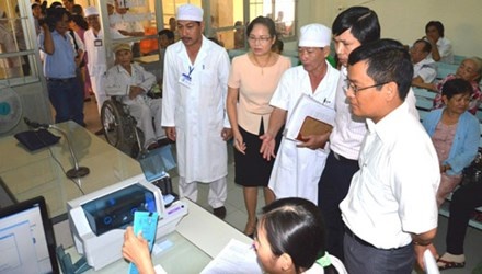 Các bác sĩ bệnh viện đa khoa Bạc Liêu.