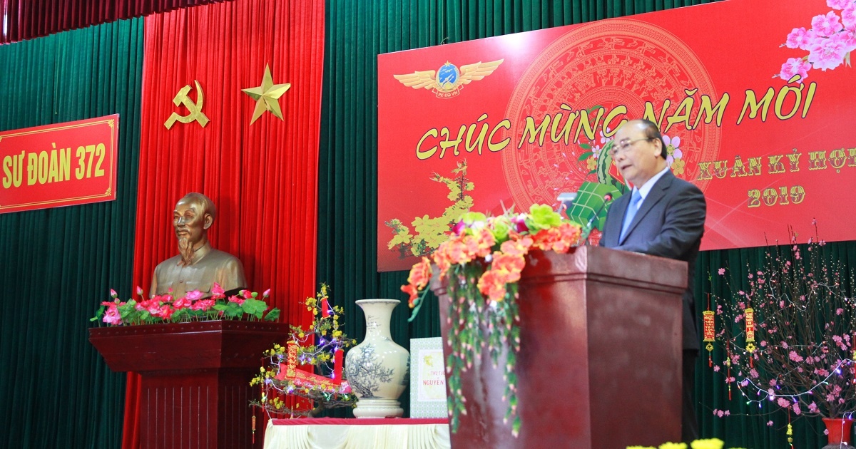 Thu tuong chuc tet su doan 372 anh 1