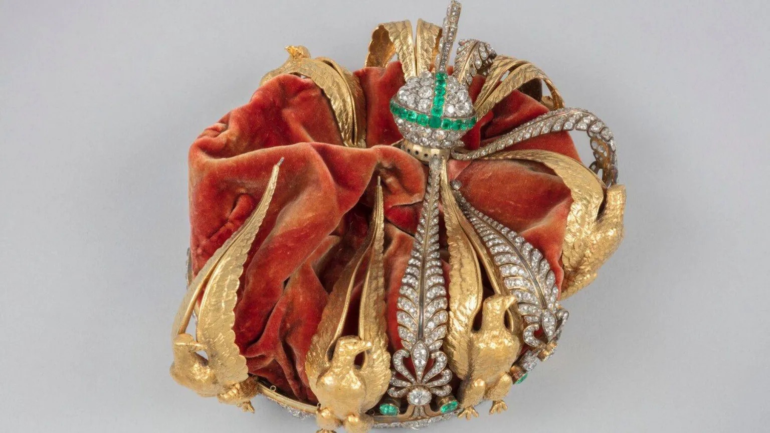 vuong mien,  bao tang Louvre,  vu trom anh 2