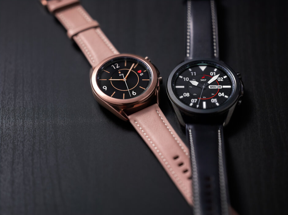 Can canh dong ho Samsung Galaxy Watch3 anh 3