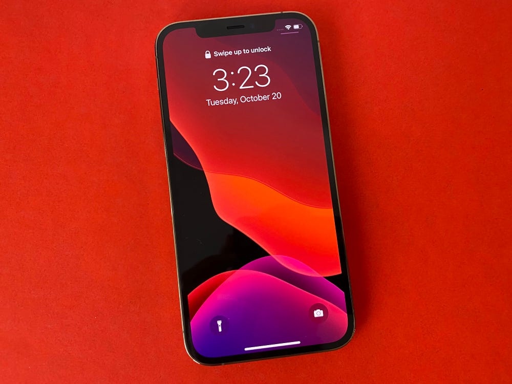 iPhone 13 co gi moi anh 1