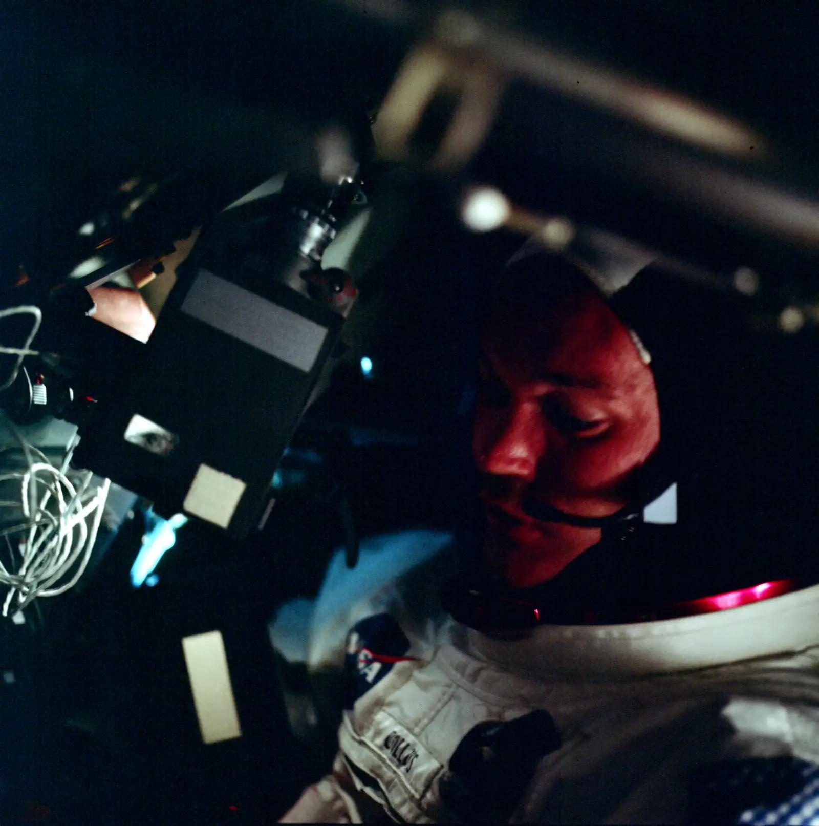 Hinh anh it nguoi biet ve su menh Apollo 11 anh 2
