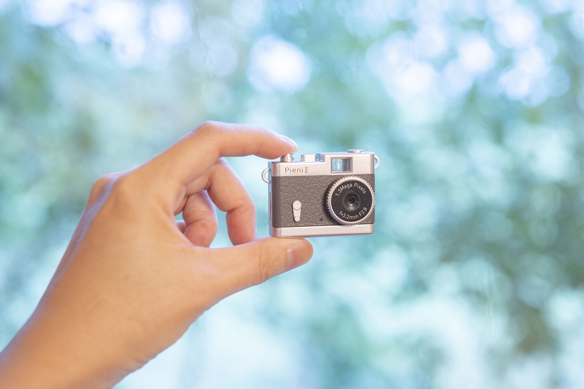 Camera sieu nho Pieni II anh 2