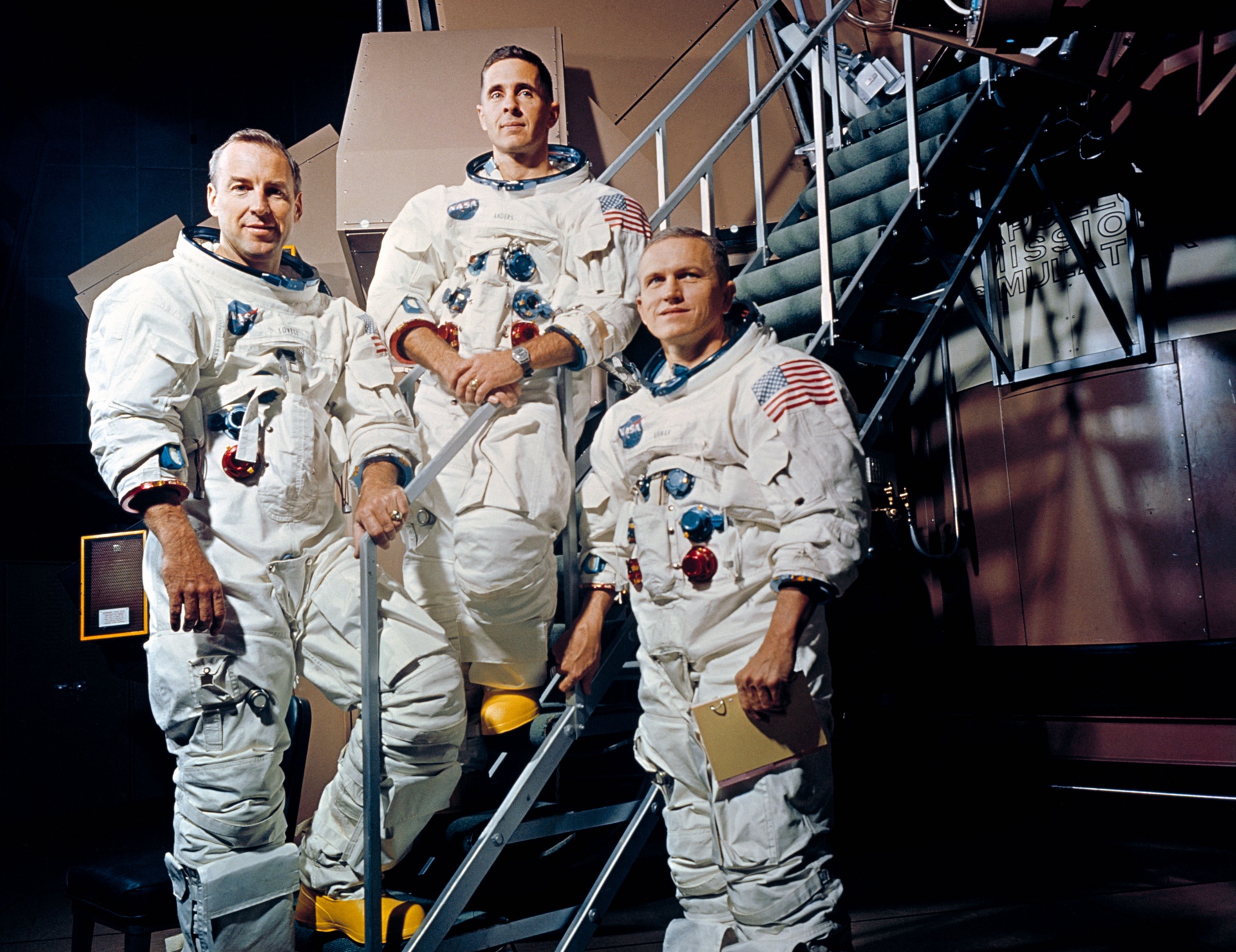 Buc anh Earthrise anh 1
