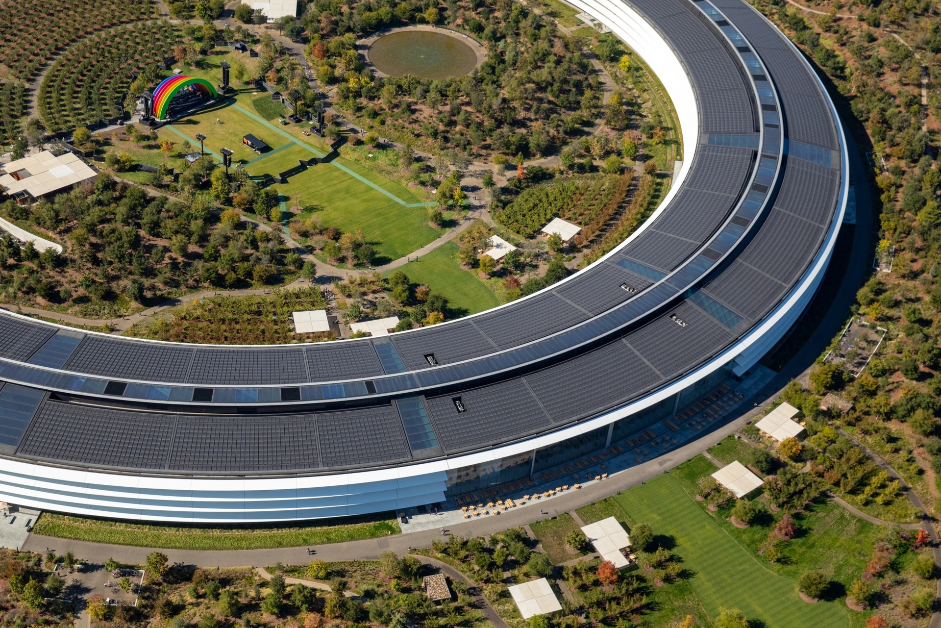 Apple cat giam chi phi anh 1