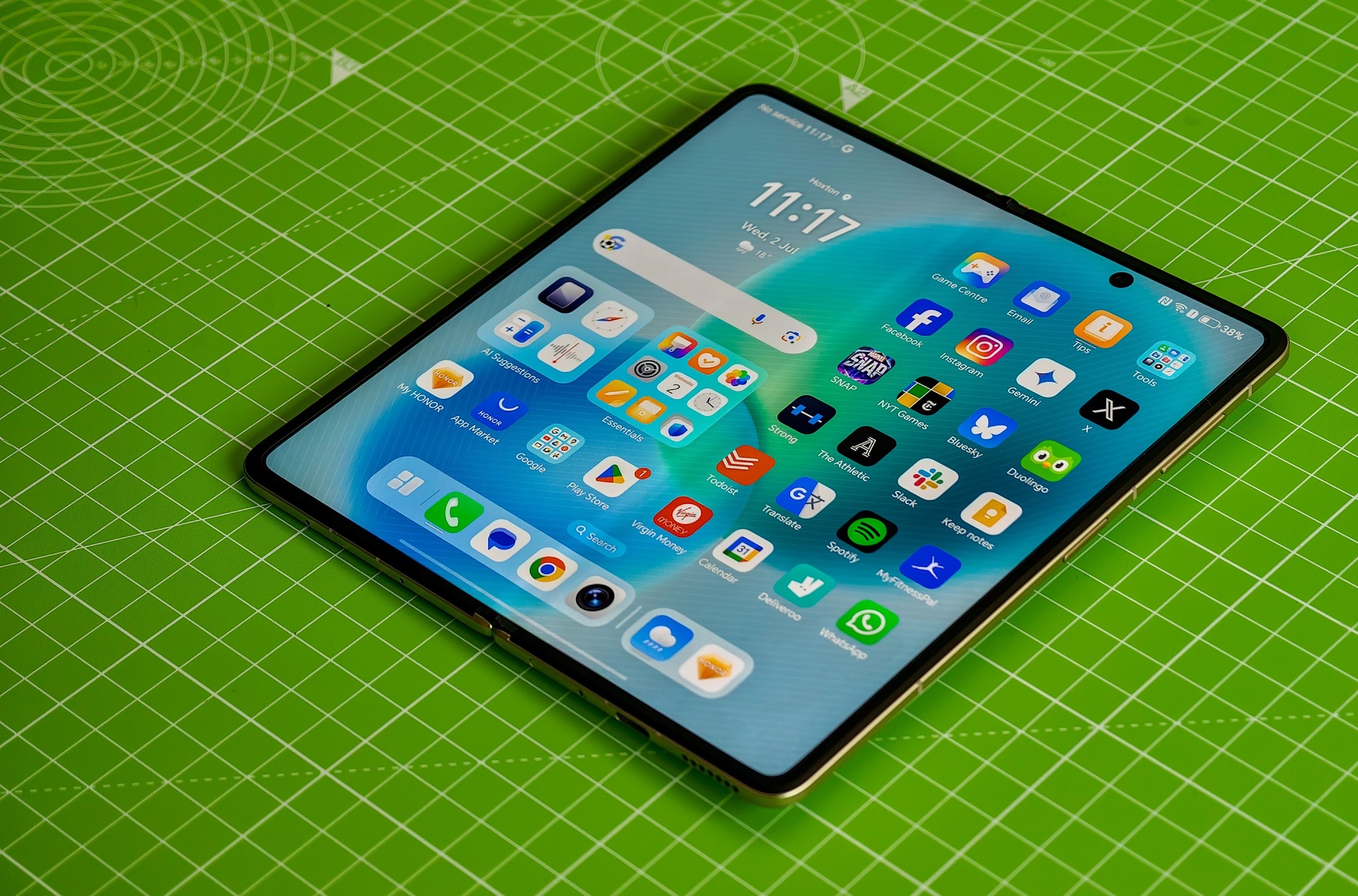 smartphone man hinh gap, smartphone gap Samsung, Honor Magic V5, smartphone sieu mong anh 6