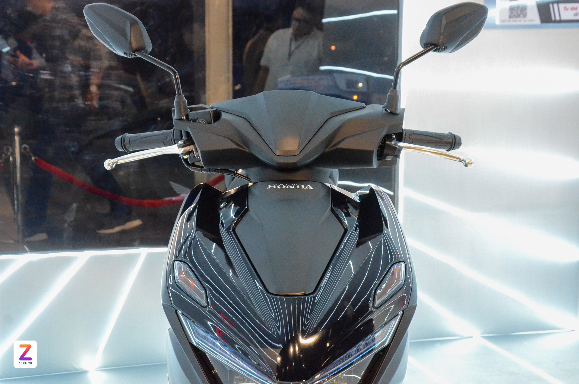 Honda Air Blade 160 anh 1