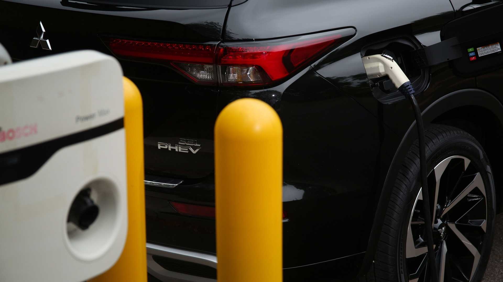 hybrid Toyota anh 4 hybrid Toyota anh 4
