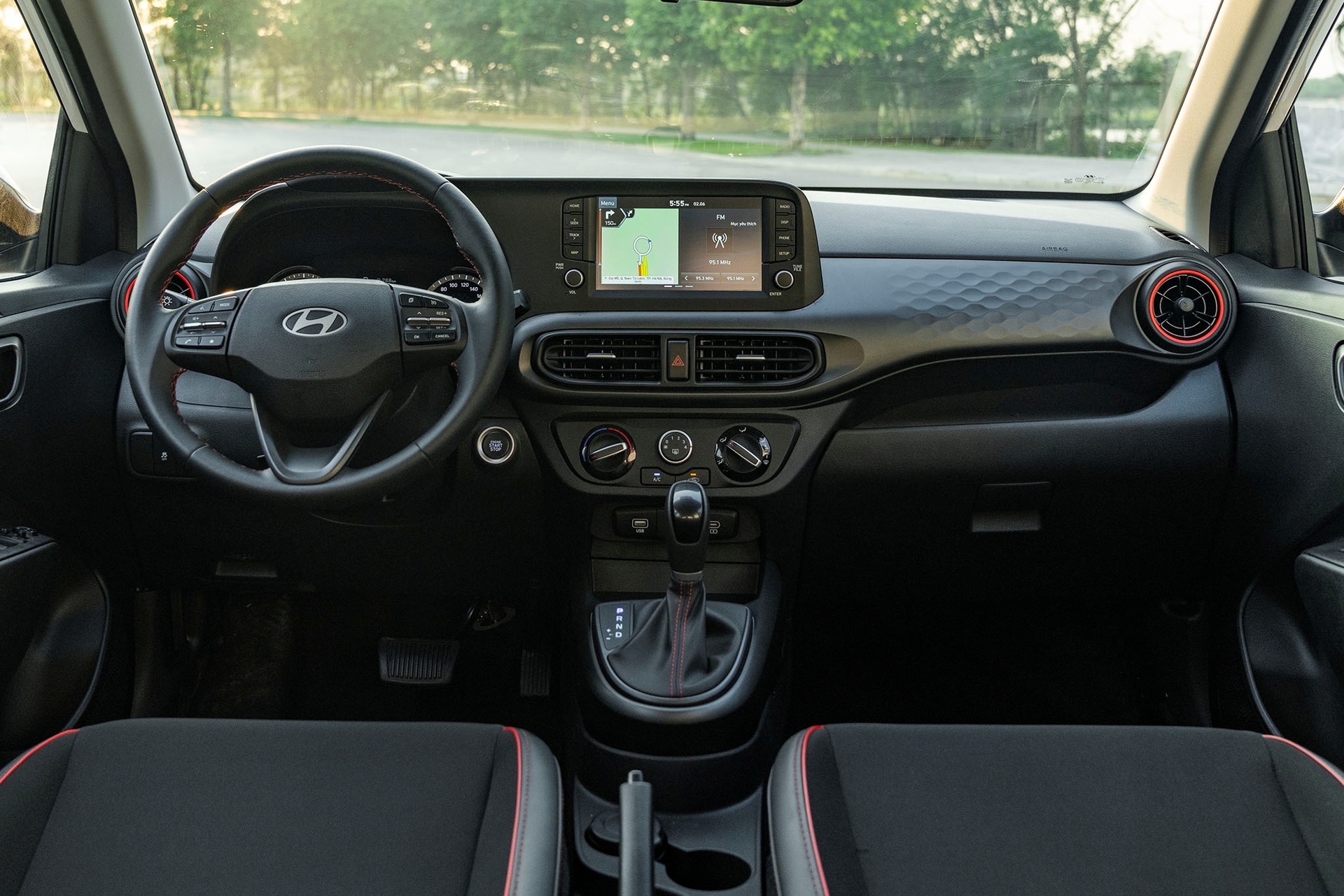 Hyundai Grand i10 anh 5