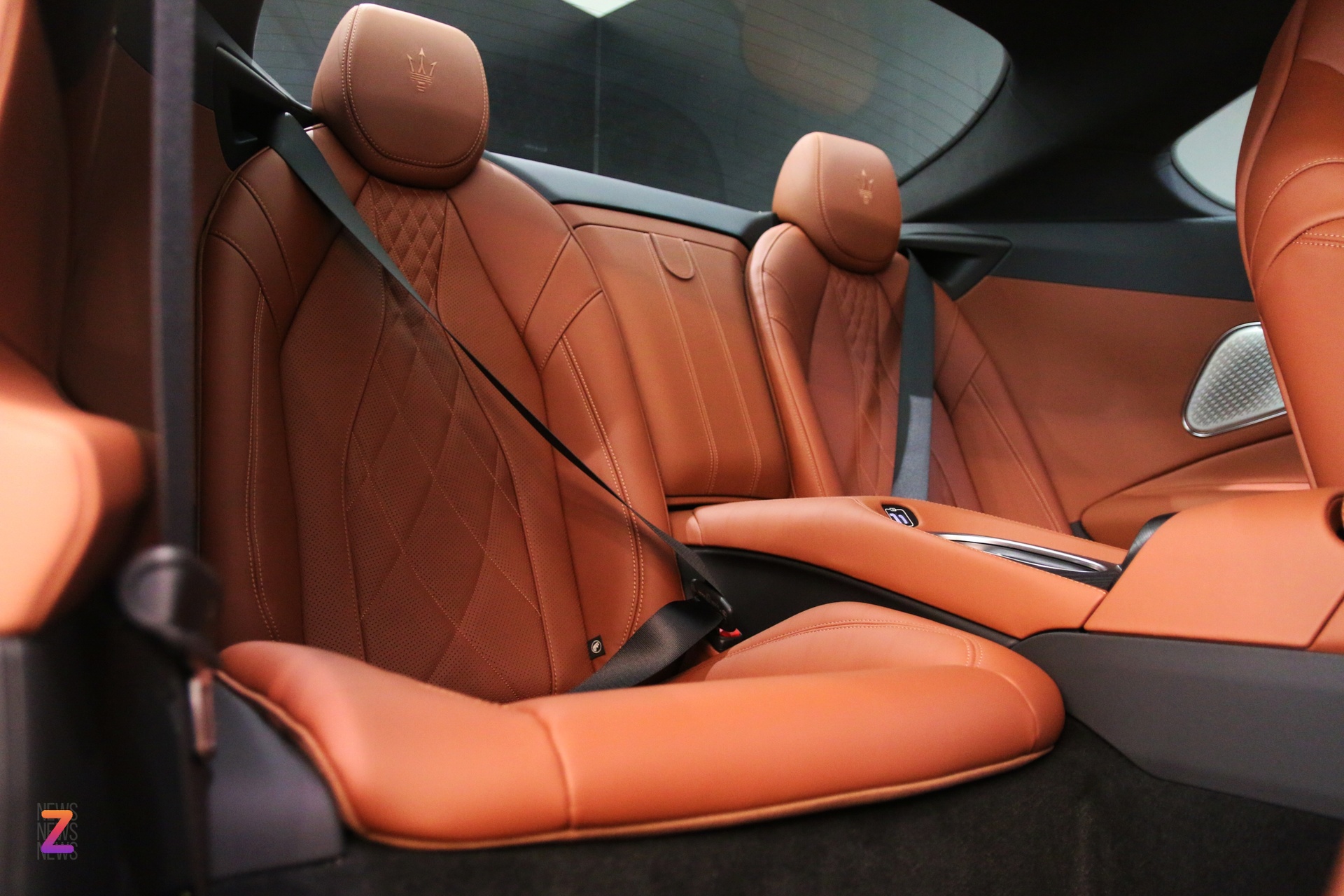 Maserati GranTurismo anh 21