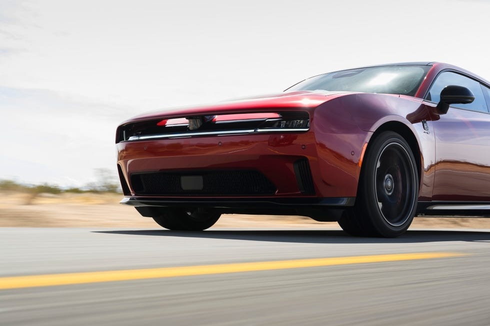 Dodge Charger thuan dien anh 1
