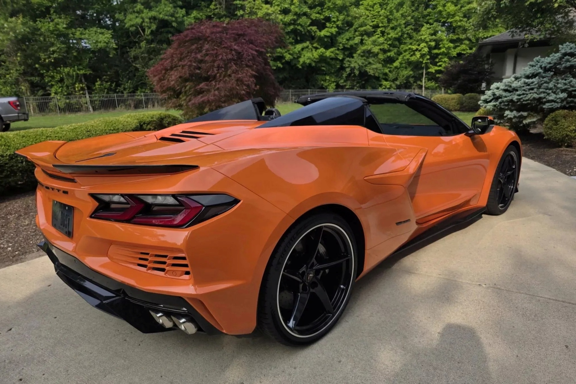Chevrolet Corvette E-Ray anh 4