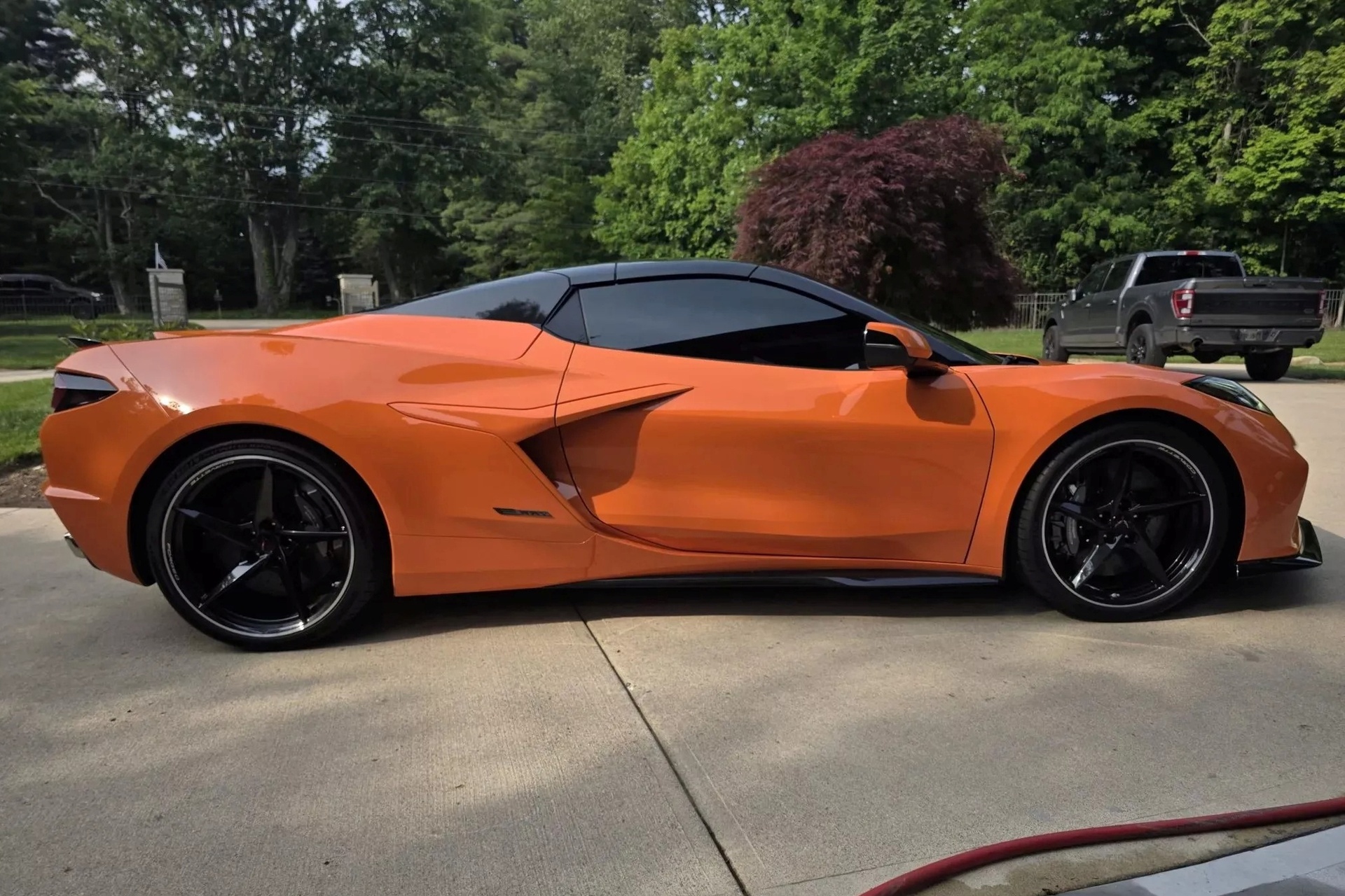 Chevrolet Corvette E-Ray anh 10