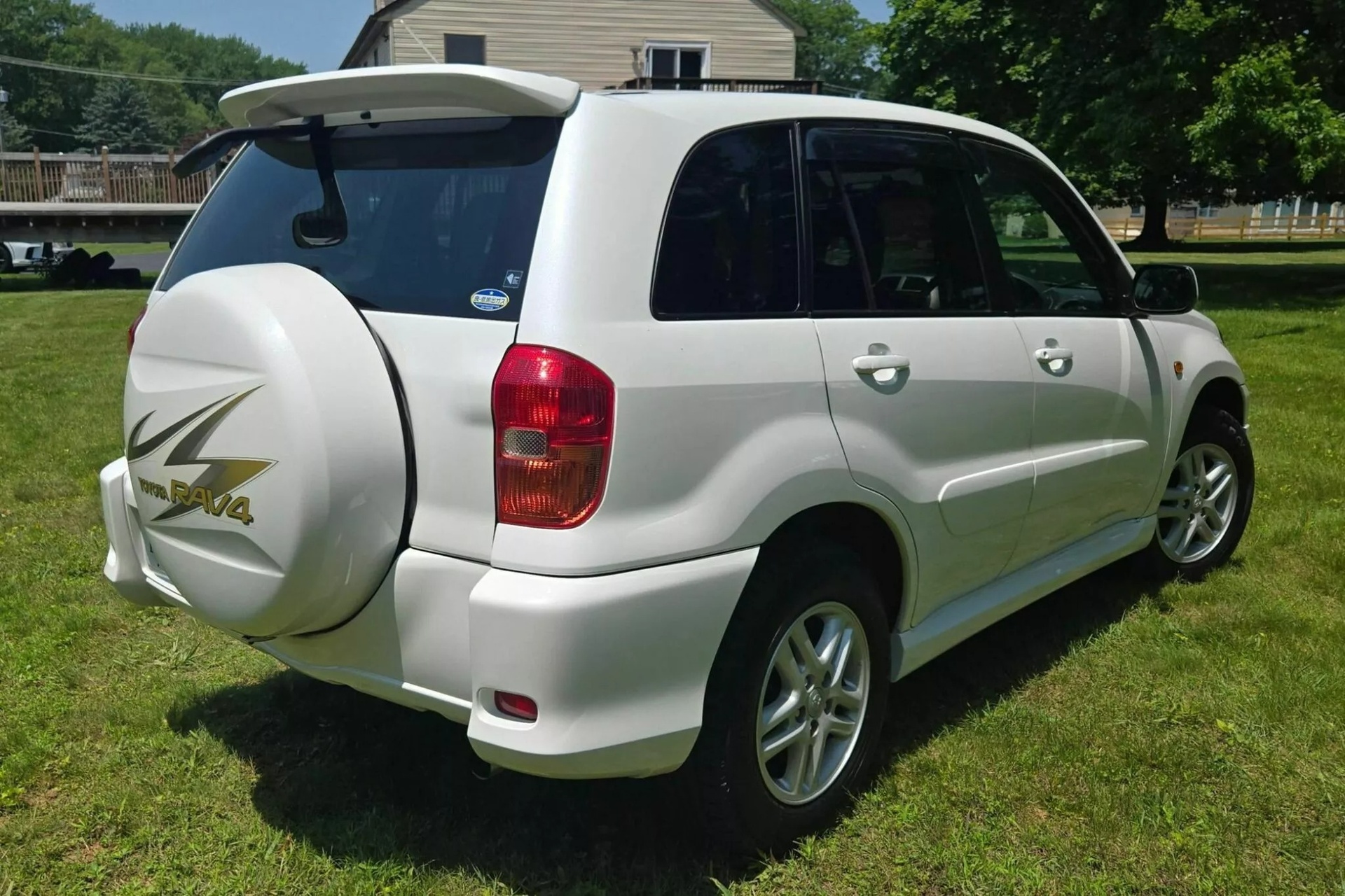 Toyota RAV4 anh 9