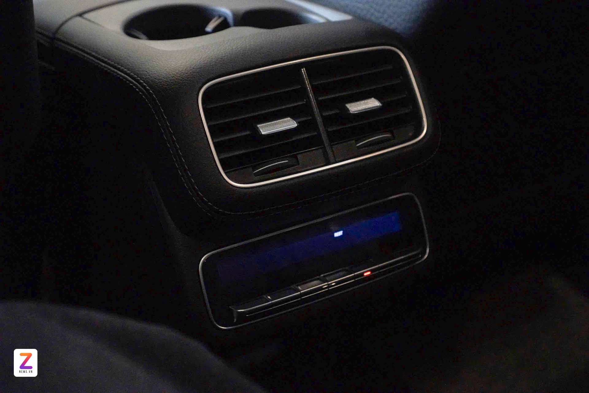 Mercedes-Benz GLS 450 anh 9