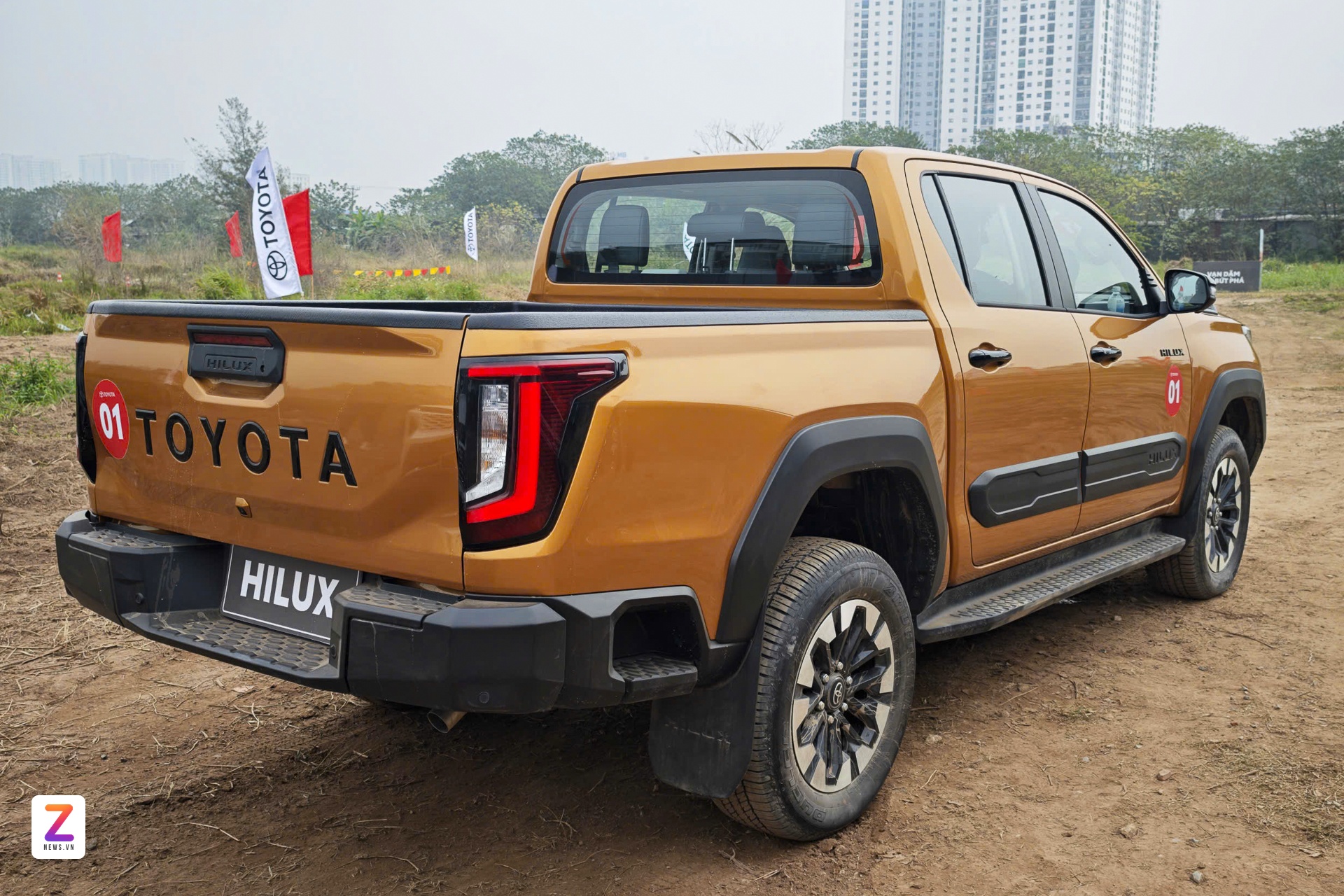 Toyota Hilux 2026 anh 4