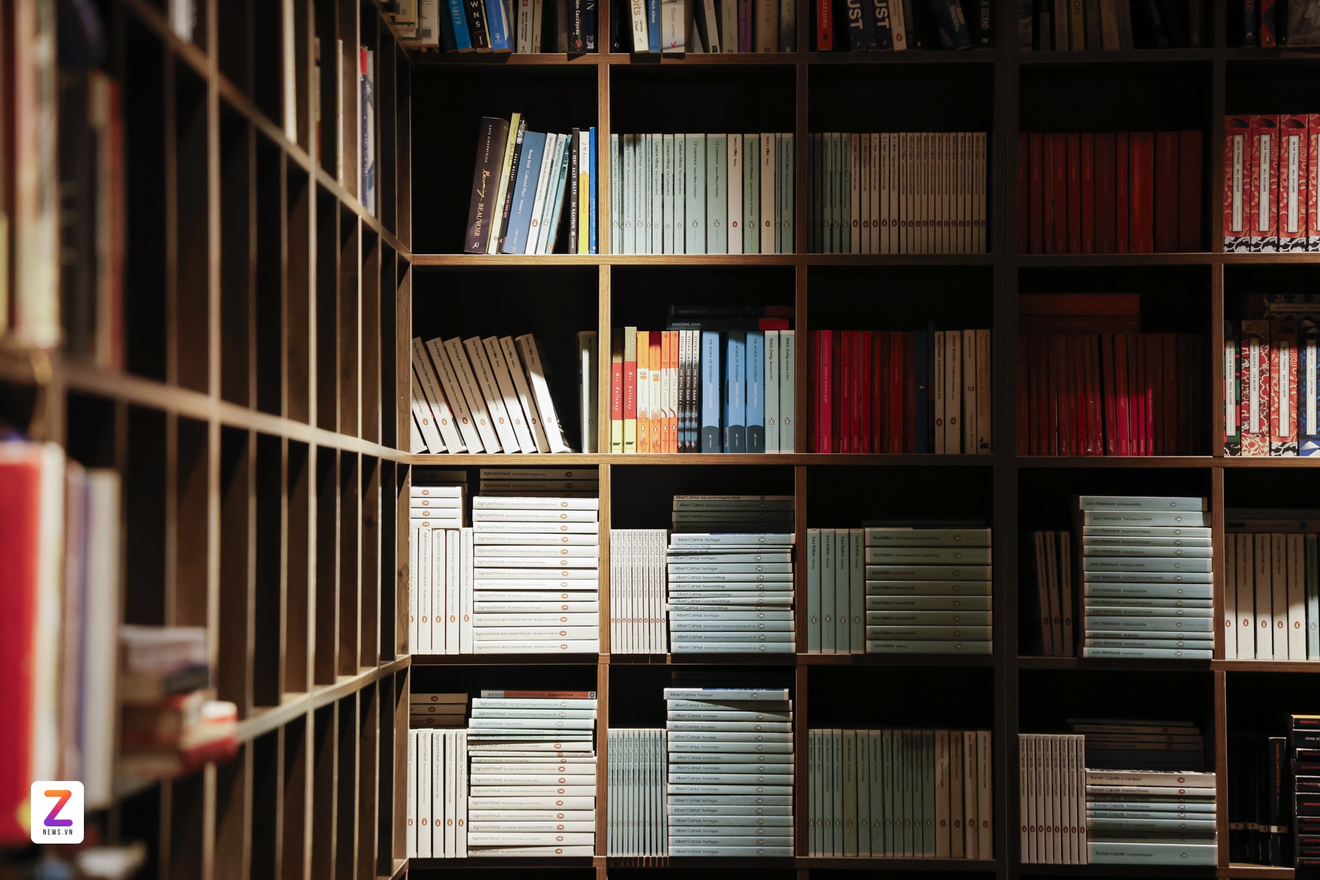 tiem sach ngoai van tphcm anh 7