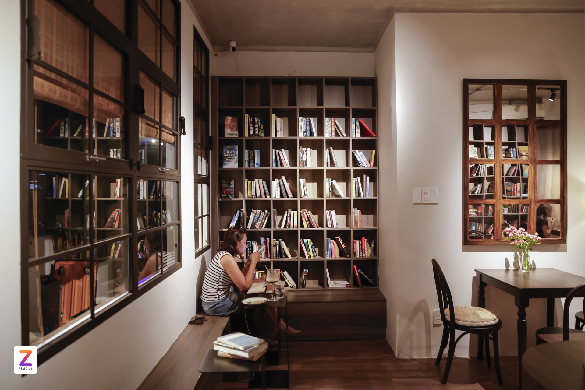 tiem sach ngoai van tphcm anh 15