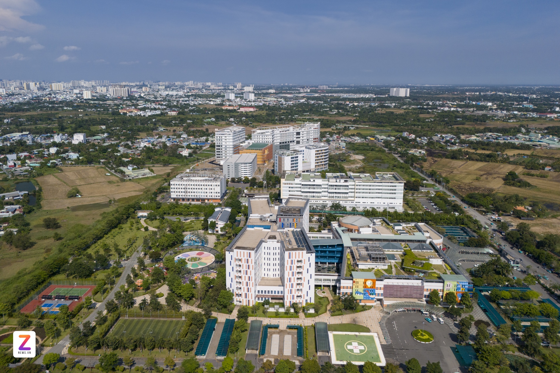 cum y te Tan Kien anh 1