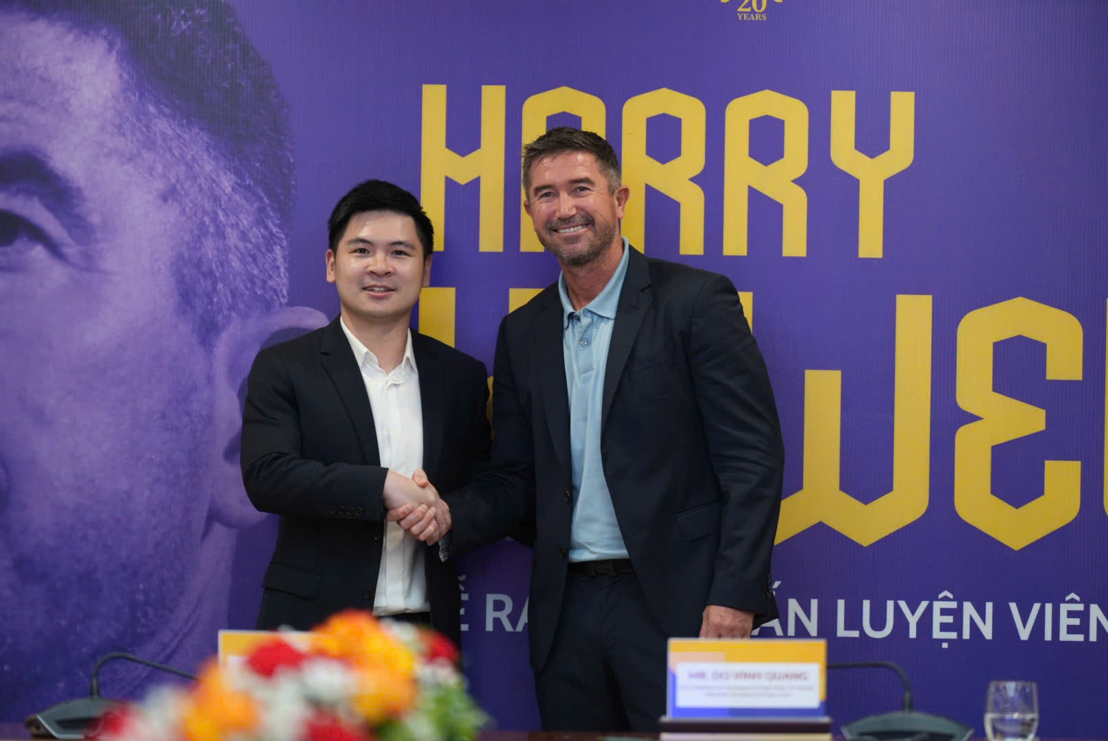 HLV Harry Kewell đặt mục tiêu đưa CLB Hà Nội trở lại vị thế vốn có.