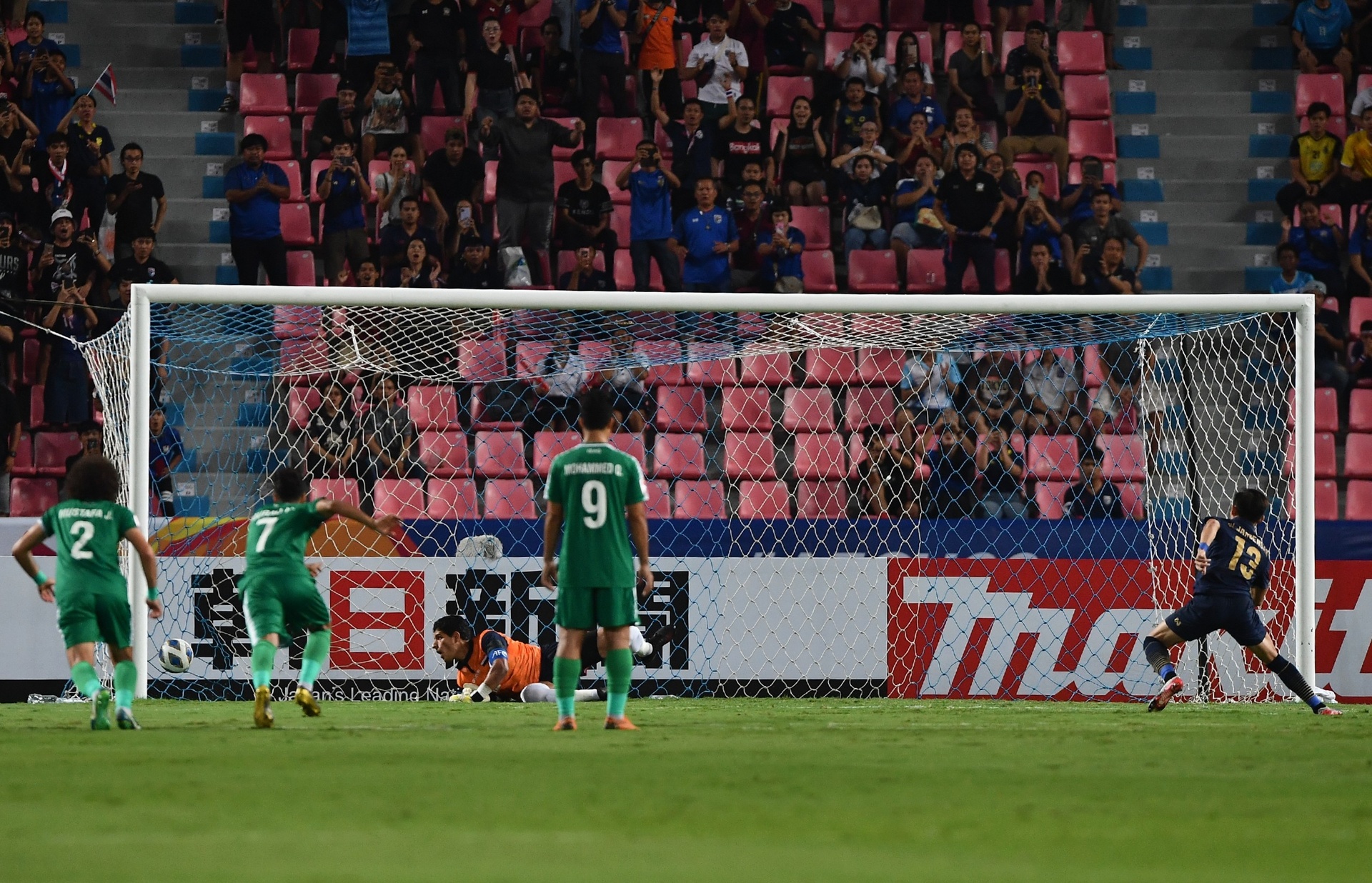 jaroensak u23 thai lan anh 1