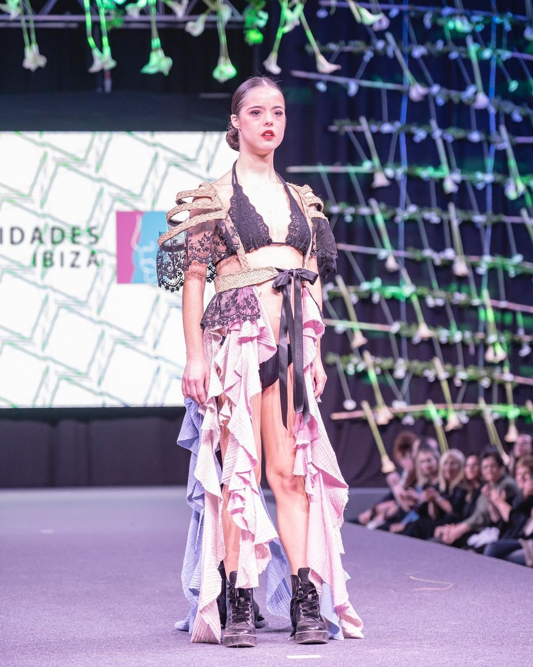 nguoi mau mac hoi chung down anh 4