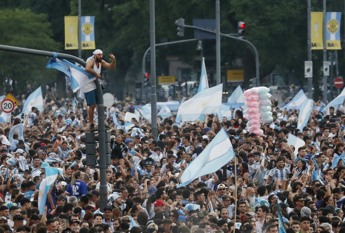 nguoi Argentina an mung anh 1