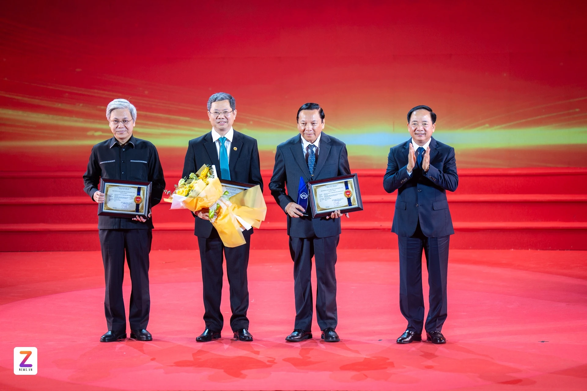 lich su van minh anh 2