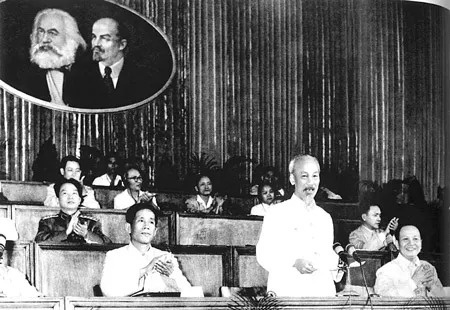 ho chi minh anh 12