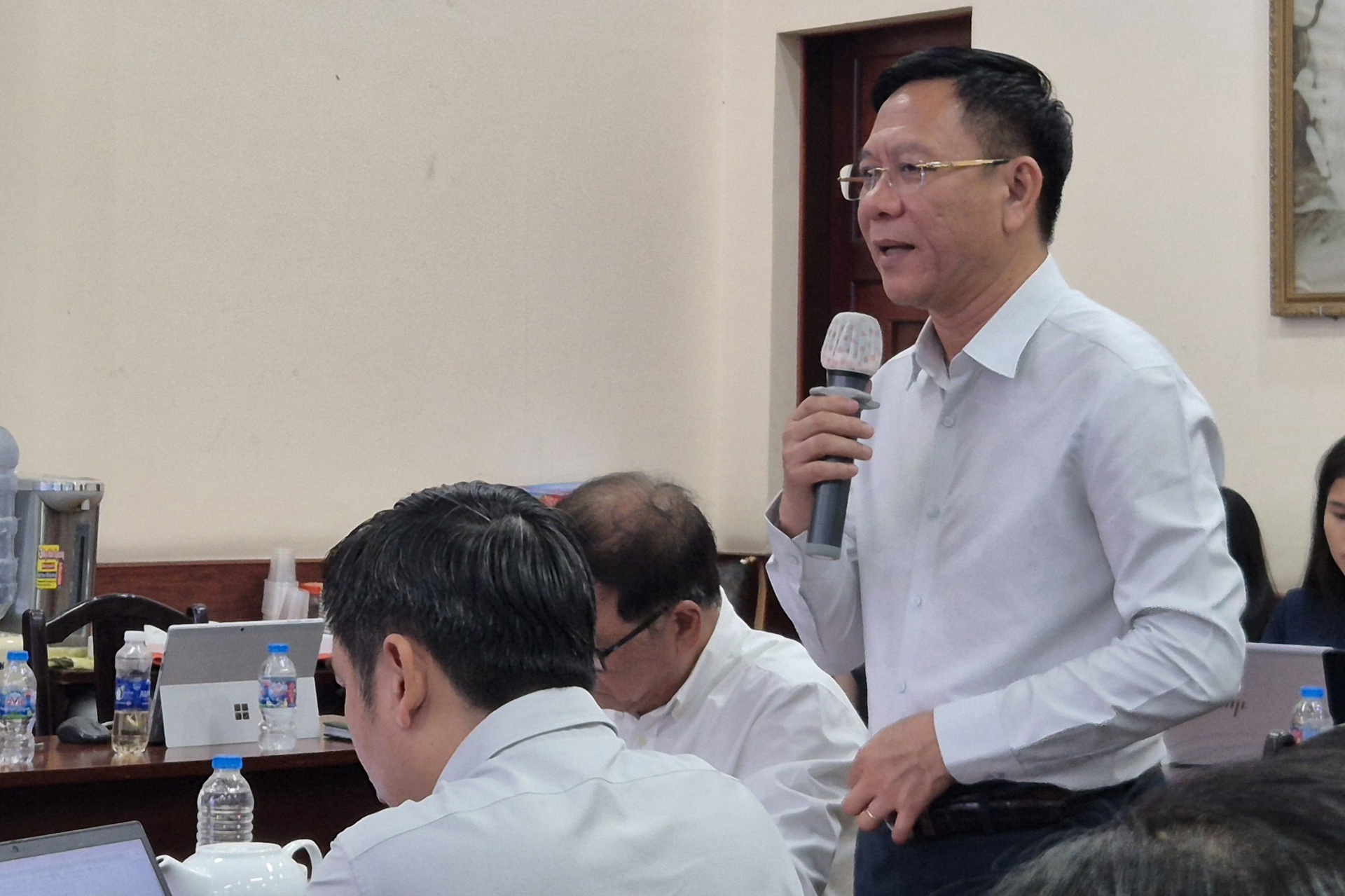 Duong sach TP.HCM anh 4