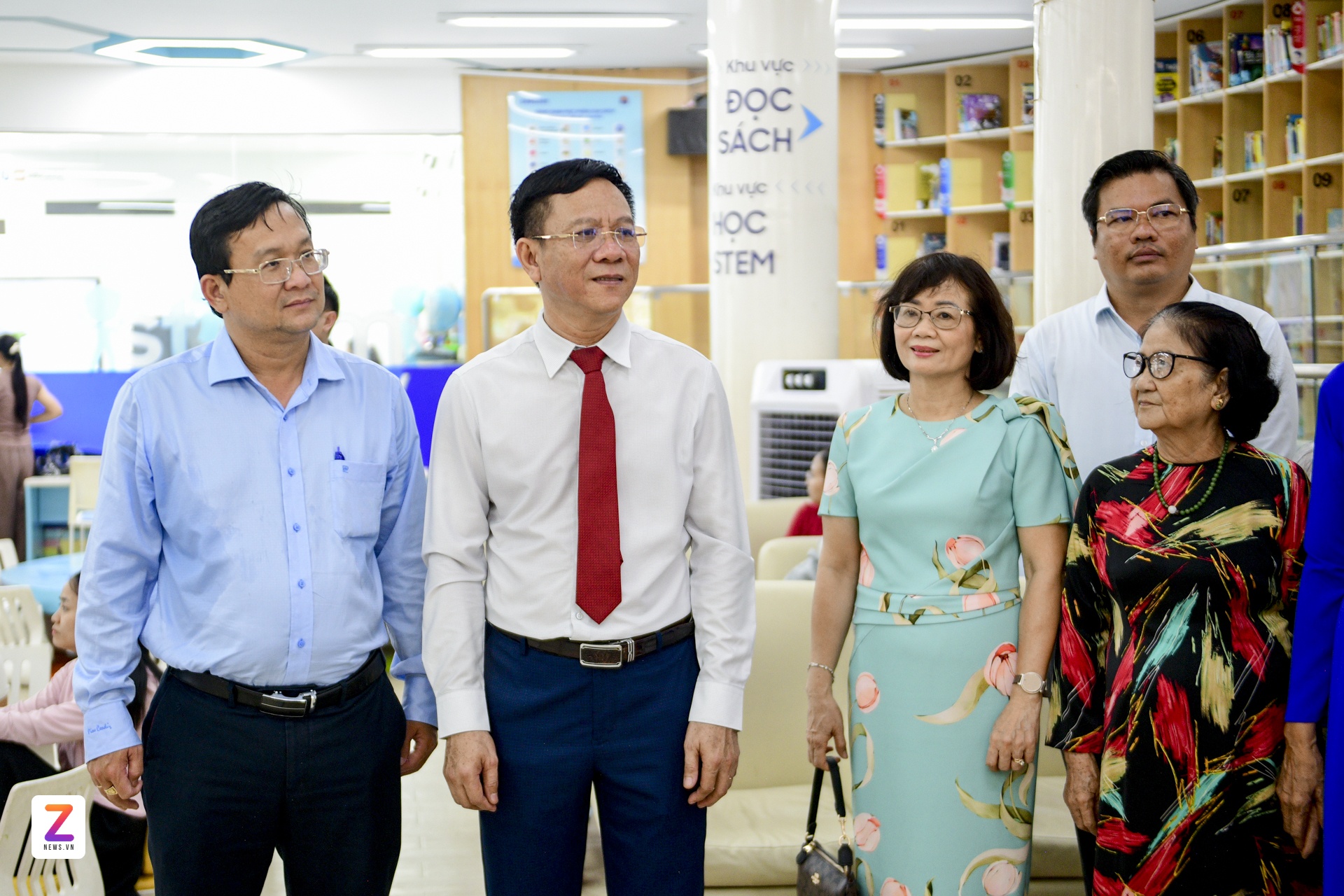 xuat ban anh 2