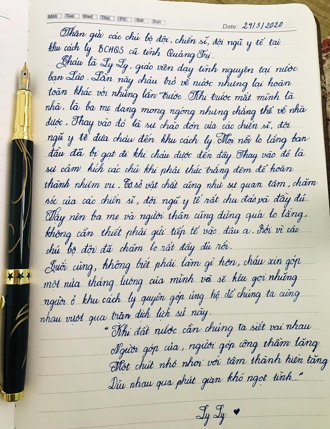 Co giao tinh nguyen o Lao anh 1